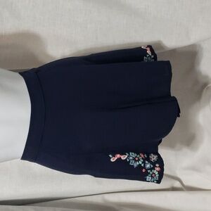 Hollister. Navy Shorts; Embroidered Flowers; Pull On; Wide Leg  Size S. EUC